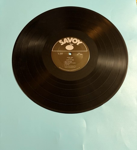Gloria Neal and her Ladies of Song God is Still Moving 12" Vinyl 1977 - Picture 3 of 4