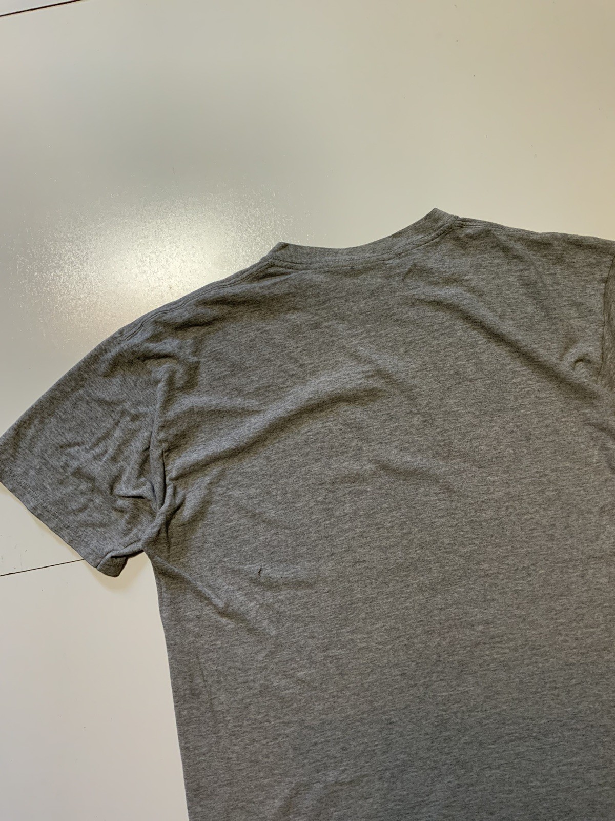 FILA Maglietta Vintage MJ Soffe Virginia University Cavaliers Canottaggio Crew Team Grafica