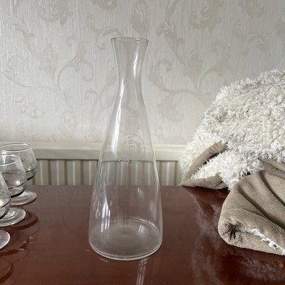 Gilbey's Wine Merchant 1857-1957 Centenary Karaffe Orrefors Ronald Stennet Wilson