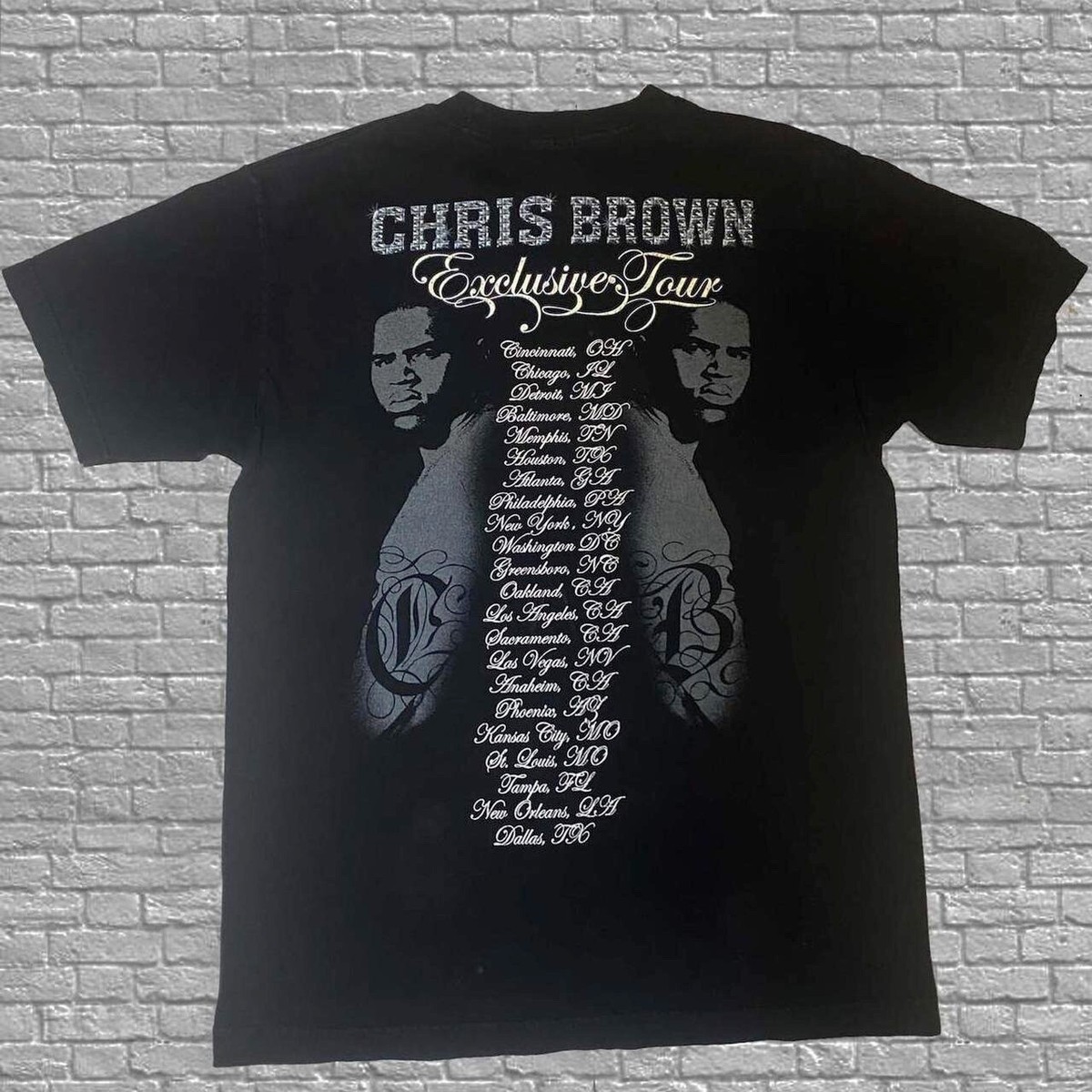 CHRIS BROWN EXCLUSIVE TOUR vintage Y2K RAP TEE t shirt Medium | eBay