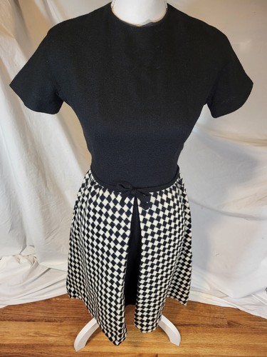 Vte Lanz Original Black & White Mod Dress Size 6?