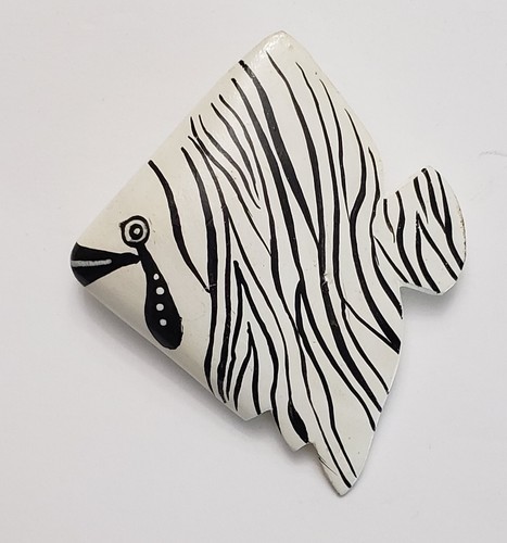 Fish Pin Black & White Wooden Statement Piece 2.5 in Hand Painted Vintage READ - Picture 2 of 8