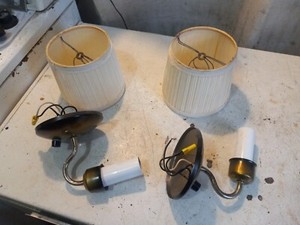 2 Vtg RV Motorhome Interior Wall Lights Sconces W/ Rotary Switch Clamp On Shades