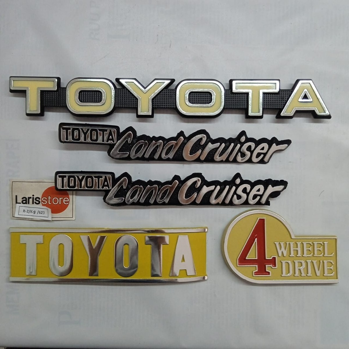Fits Toyota Land Cruiser FJ40 1979-1984 Front and Rear Emblem