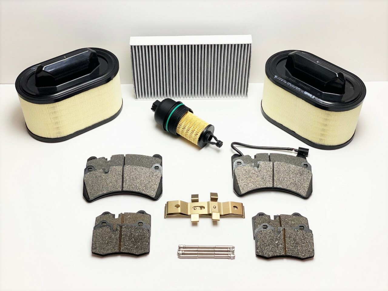 🚚Maserati Ghibli, Quattroporte Front & Rear Brake Pads With Oil Air &AC Filters