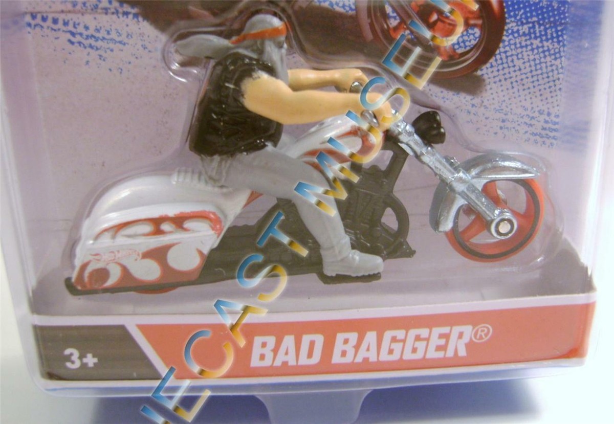 Hot Wheels Bad Bagger ミニカー Amazon.com: Hot Wheels Bad Bagger : Toys & Games