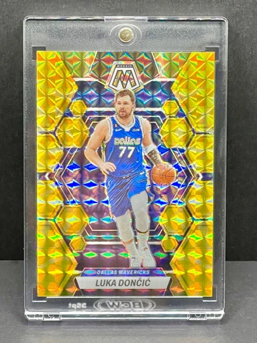 Luka Doncic RARE GOLD REFRACTOR PRIZM INVESTMENT CARD SSP MOSAIC MAVERICKS MINT