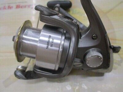 Shimano 02 TWIN POWER 2500 Spinning Reel Used with Case F/S Shimano 02 TWIN POWER 2500 Spinning Reel Used with Case F/S