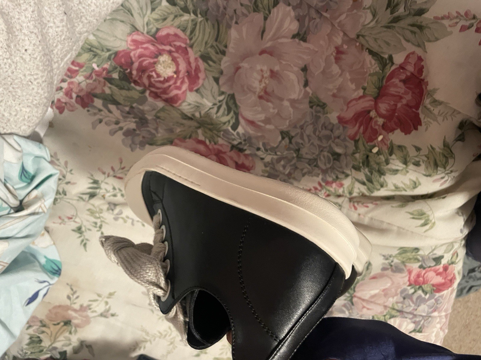 Cushioned Round Toe