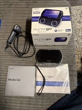 Sony PSP GO 16 Gb Boxed working With Paperwork and Media Disc Fast Post