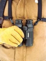Bushnell 109998cm Binocular Shoulder Harness - Includes Multi Lingual Clam, Bushnell 109998cm Binocular Shoulder Harness - Includes Multi Lingual Clam,