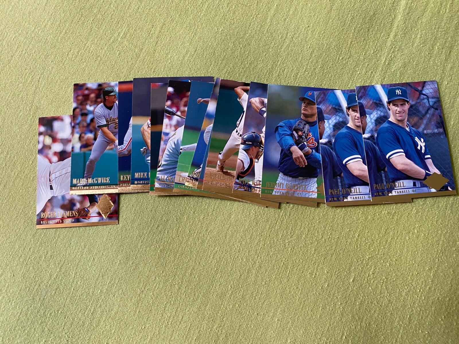 1994 MLB Fleer Ultra cards - FREE shipping !! - YOU PICK !!