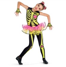 A Wish Come True Fright Song dance costume