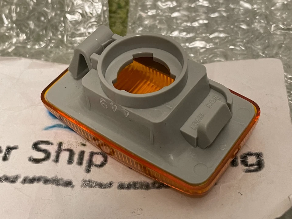 雷克萨斯正品 LS400 丰田陆地巡洋舰 FZJ80 侧标记 左右对 原始设备制造商 — 第 3/4 张图片