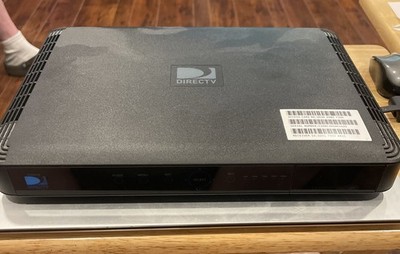 Direct TV Receiver HR44-200  (Please Read hard drive broken but plays)No Cord