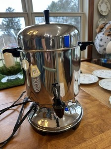 FARBERWARE AUTOMATIC STAINLESS STEEL COFFEE URN 12-22 CUPS Percolator L1200