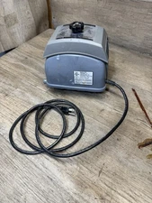 Matal Hakko HK 80 LH Linear Air Pump USED