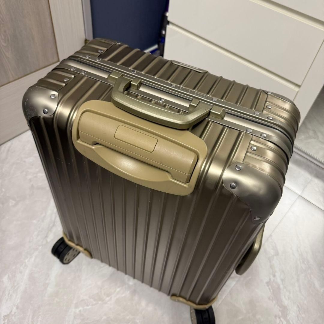 RIMOWA　リモワ　シャンパンゴールド　45L 希少品 Rimowa Champagne Gold 45L 4 wheels Carry Case Suitcase | eBay