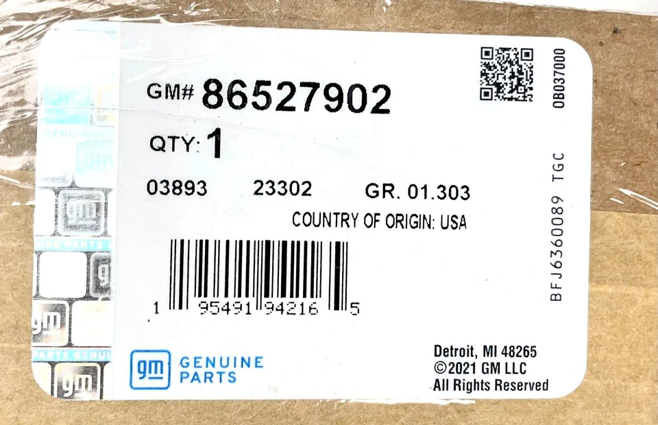 2021-2024 Cadillac Escalade / ESV Monochrome Emblem Set 86527902 Set of 2 OEM GM - Image 4 of 4