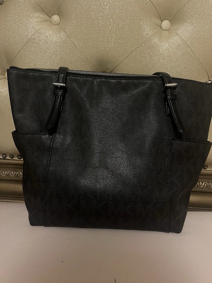 Michael Kors Jet Set Black Signature Tote With Silver Hardware - Image 2 of 4