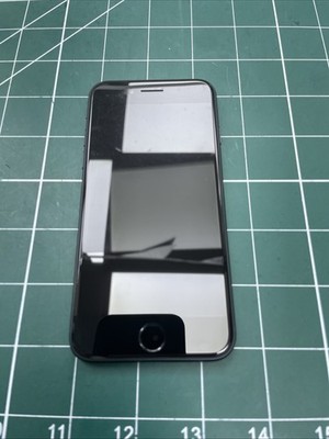 Apple iPhone SE 2 2. Gen / SE 3 3. Gen 64GB Grade B