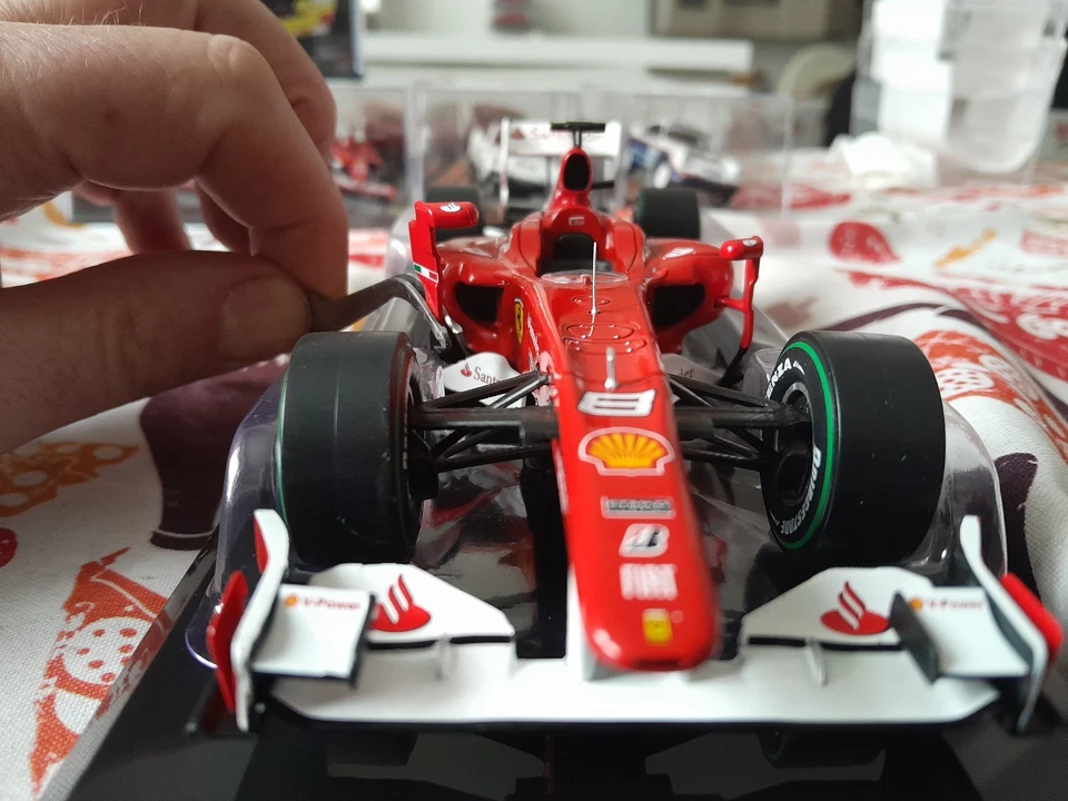 D21a  DAMAGED 1/24 F1 Ferrari F10 Alonso 2010 Centauria Panini Altaya Salvat - Immagine 3 di 4