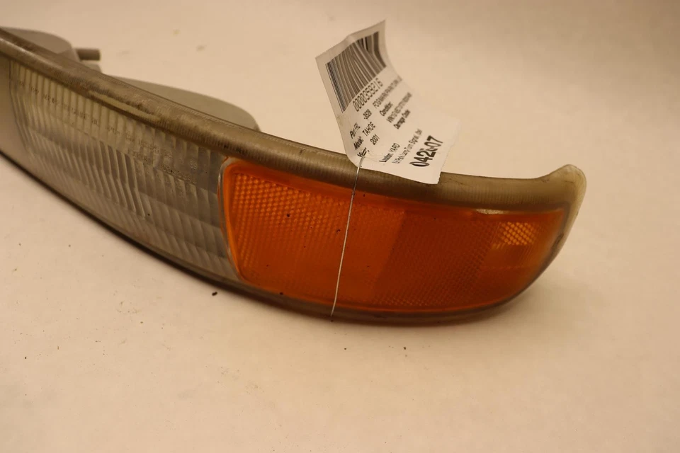 CHEVY TAHOE 2000-2006 DELANTERO IZQUIERDO LADO DEL CONDUCTOR ESTACIONAMIENTO INTERMITENTE LUZ LÁMPARA OEM Foto 2 de 4