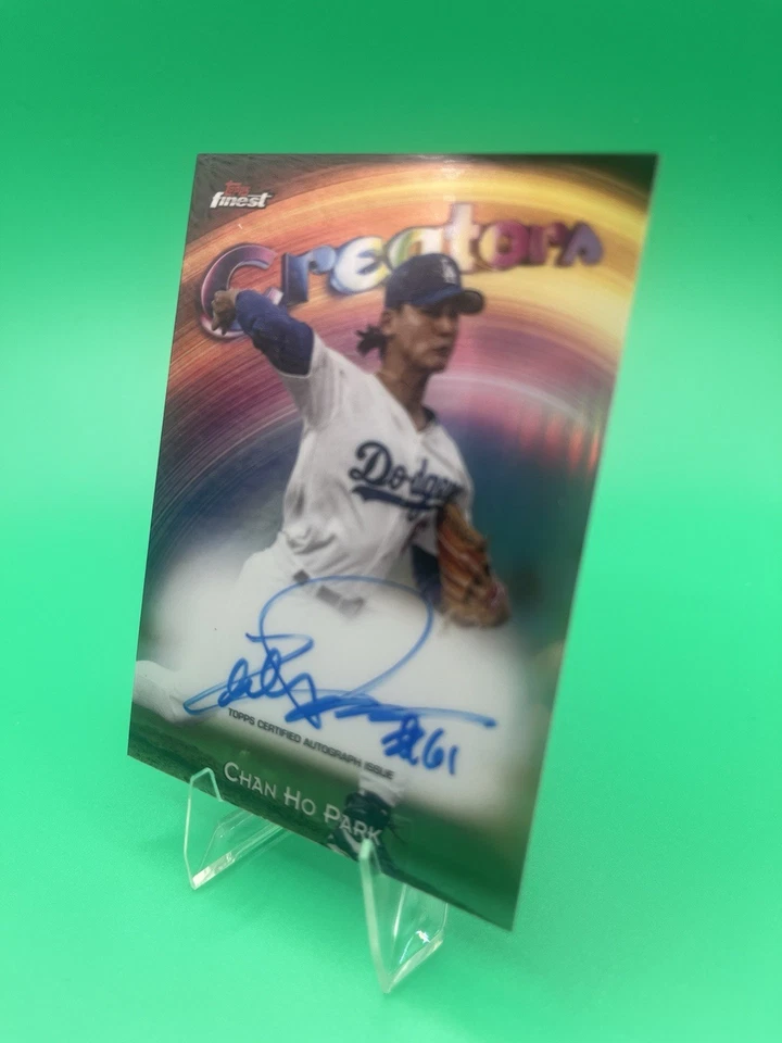 Autógrafo Topps Finest Creators Chan Ho Park 2025 Foto 4 de 4