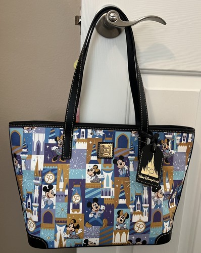 Neu mit Etikett Disney World 50. Jubiläum Dooney & Bourke Beuteltasche - Bild 1 von 8