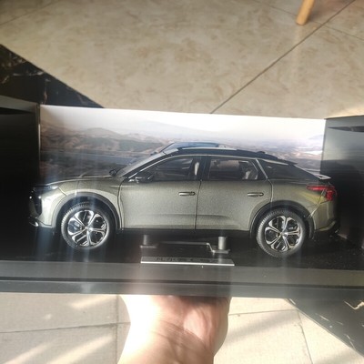 1/18 シトロエン CITROEN C5 X 2021 1:18 Citroen C5 X 2021 Alloy car model Boys Gifts Ornaments