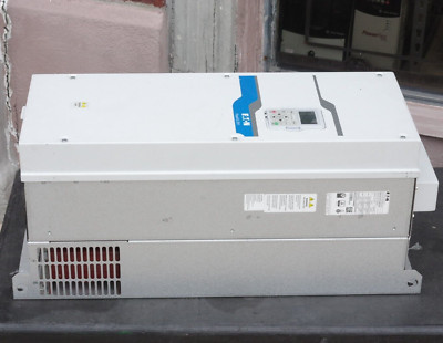 Eaton DH1-34140DN-C21C PowerXL Frequenzumrichter 480V 3Ph 100PS 400Hz