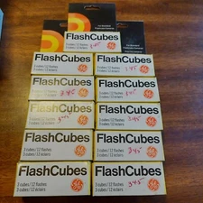 GE Flashcubes 33 Bulbs New NOS Vintage Photography Accessories 12 X  33 Flashes