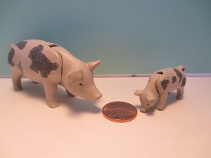 playmobil pig