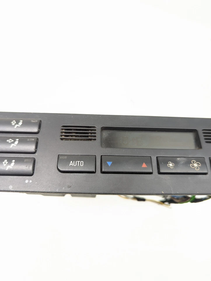 OEM 2002-2005 BMW 325CI Air Conditioner Heater Climate Control Panel  - Image 4 of 4