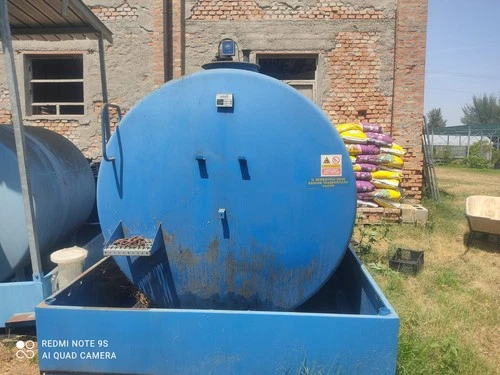 diesel tank 9000 liters Emiliana tanks with recovery tank