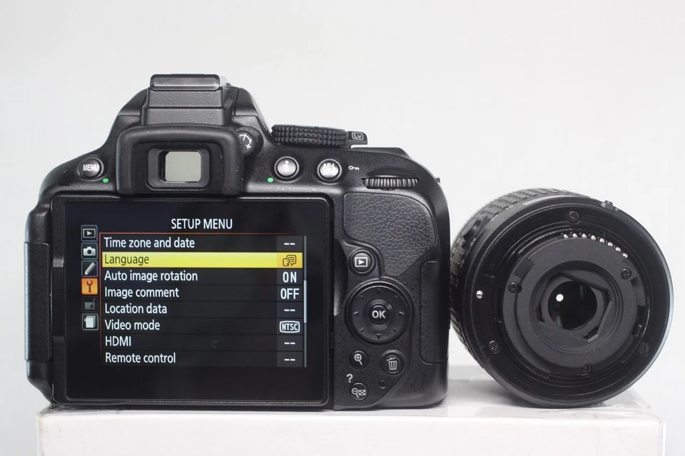 Cámara digital Nikon D5300 SLR 24,2 MP AF-P 18-55 mm F3,5-5,6 G VR Kit de lentes Foto 3 de 4