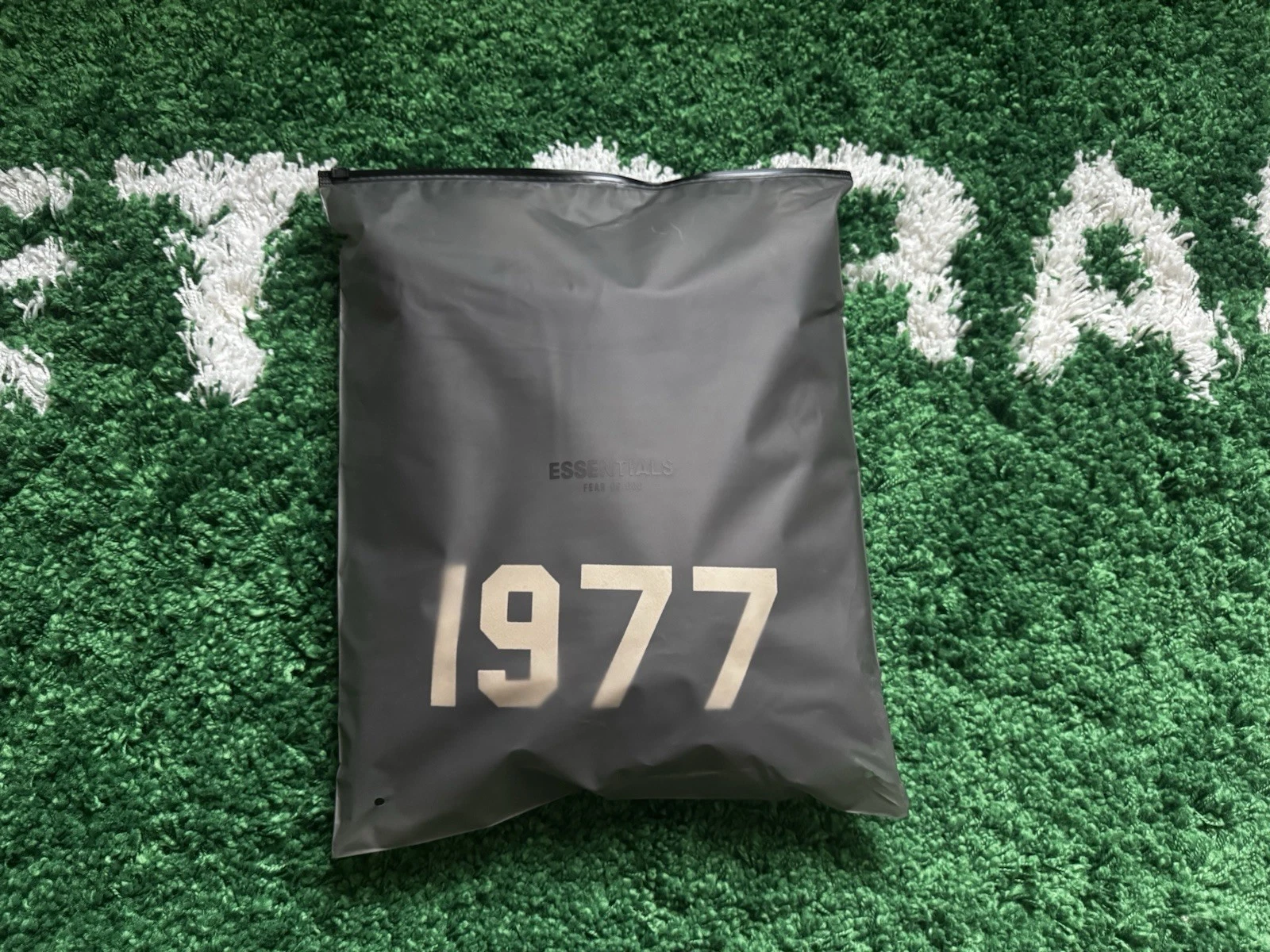 FEAR OF GOD Felpa con cappuccio Essentials paura di Dio *AUTENTICA* 1977 IRON tg. Piccolo Con Etichetta Pacsun.