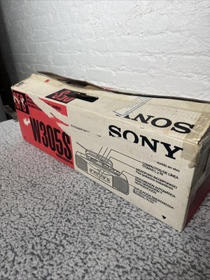 Sony CFS-W305S Soundrider Cassette Boombox w/ Box Manual   Eats Tapes - READ