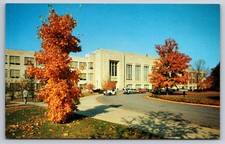Vtg Postcard Bloomington Indiana University Education Building Student Teacher