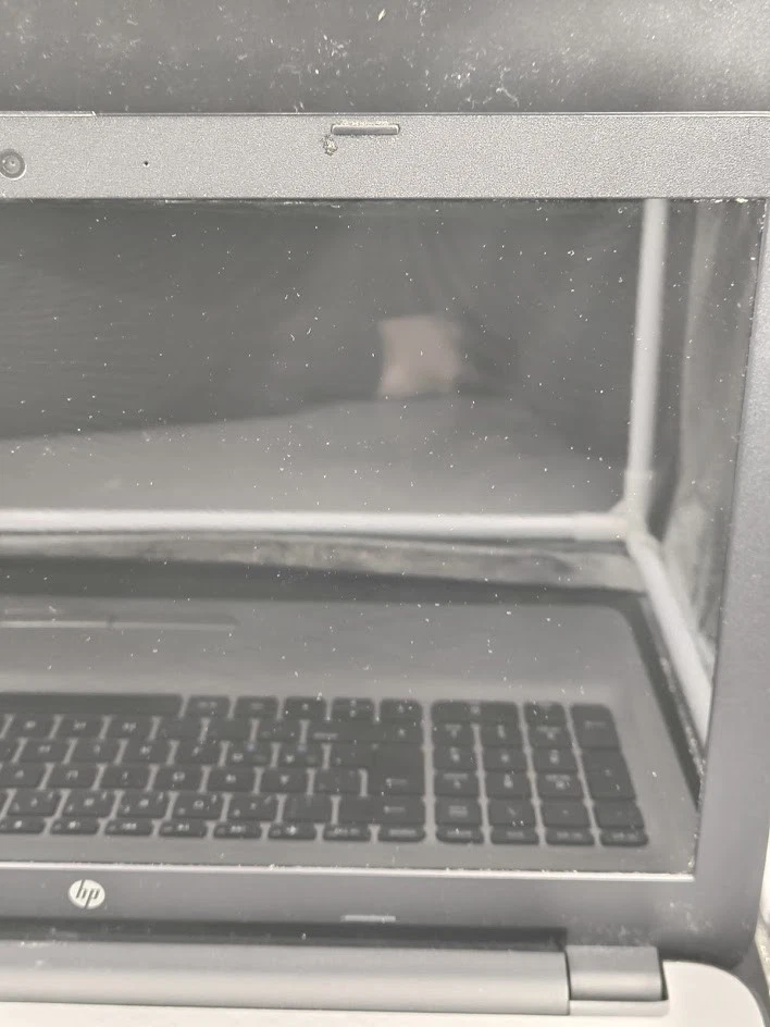 HP Notebook 15-af101no - AMD A8 8GB RAM No SSD Cosmetic Wear - Image 4 of 4