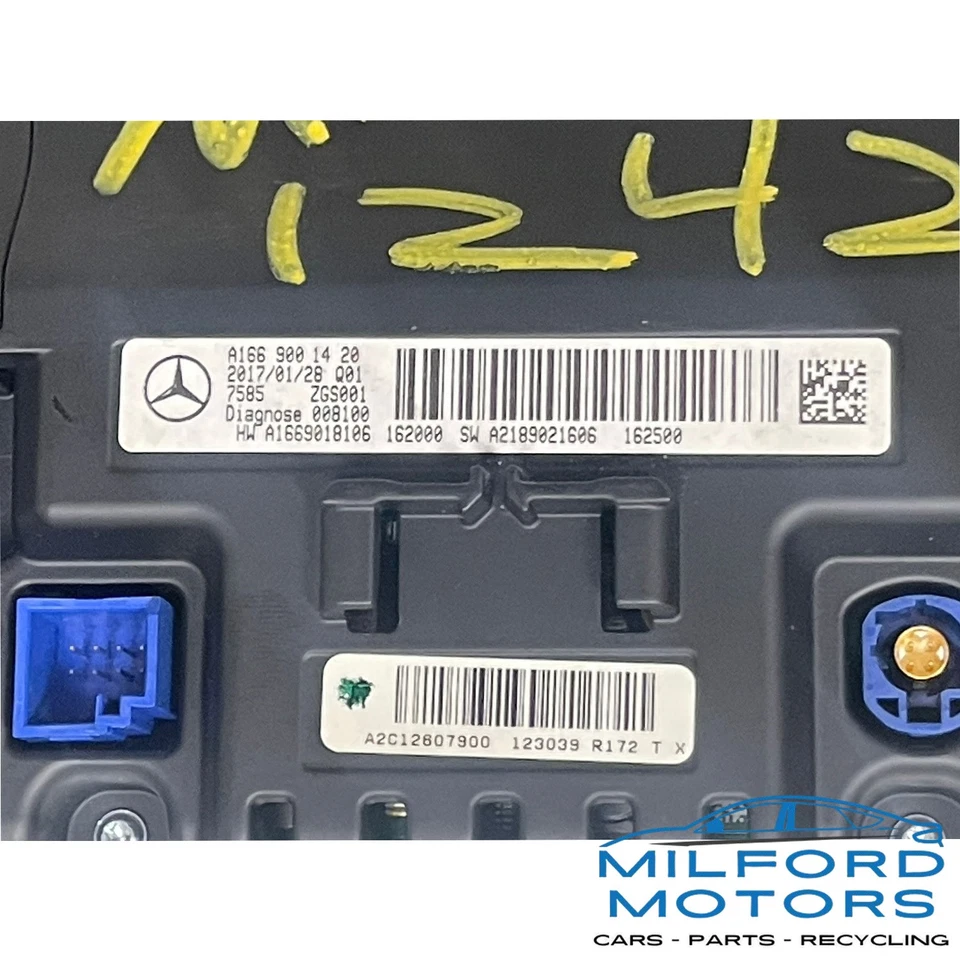 Front Info-GPS Display Screen – Fits 2017-2018 Mercedes-Benz GLS-Class 3.0L - Image 3 of 4