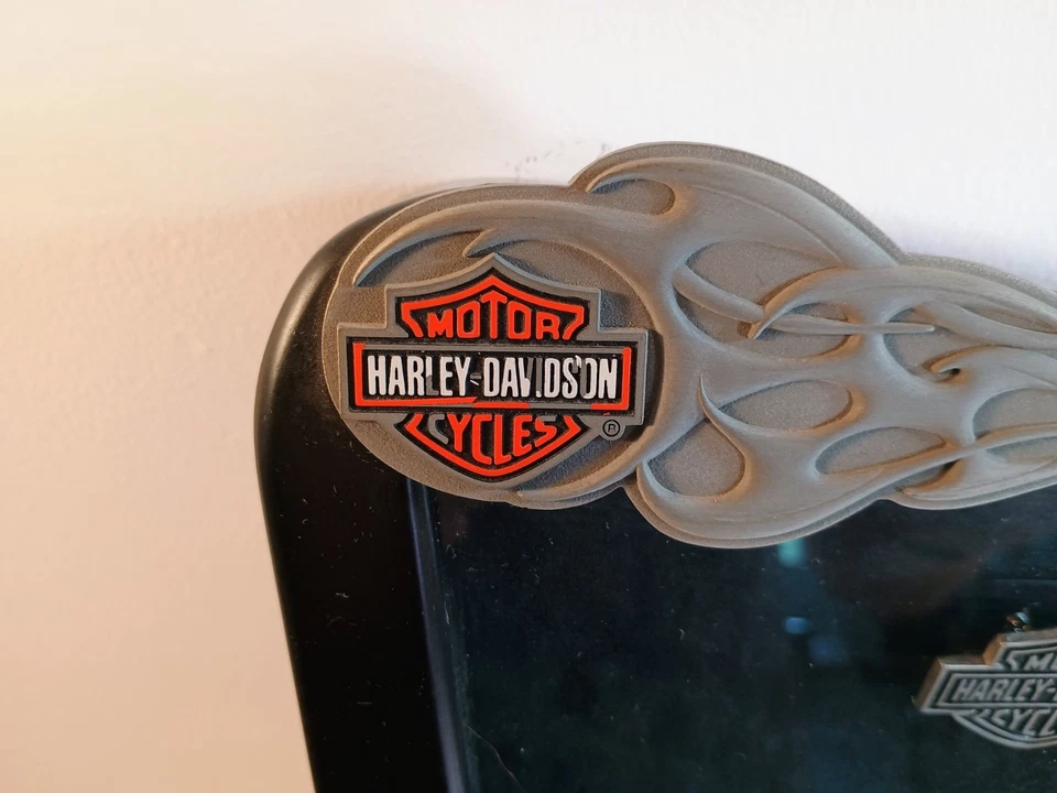 Marco de fotos Harley Davidson Cycles 2005 con licencia Hallmark Cadre - 4 x 6 Foto 3 de 3