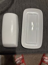 BIA Cordon Bleu Classic White Ceramic Covered Butter Dish holds 1/4 lb stick