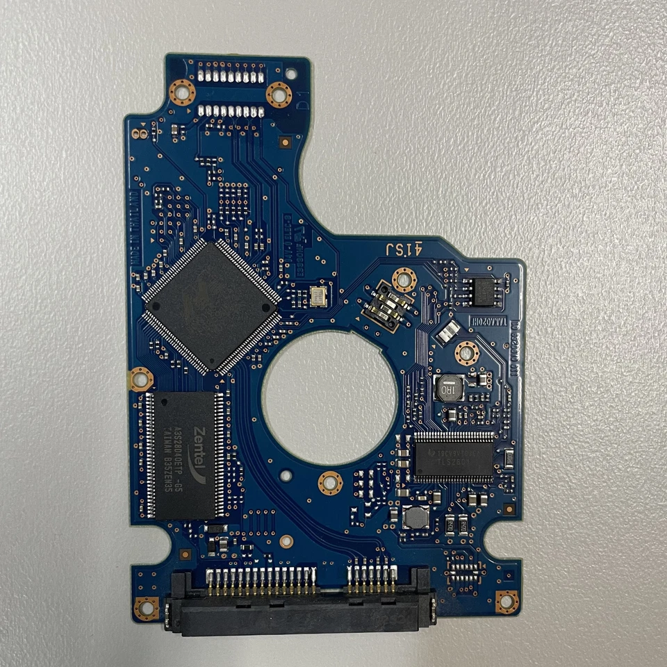 Hitachi Z7K320-320 2.5" SATA HDD PCB 0A79646 HTS723232A7A364 220 0A90269 01 - Image 4 of 4