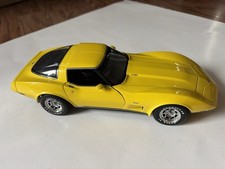 RARE UT Models 1:18 Chevrolet Corvette L82 25th Anniversary  Yellow Diecast Car 