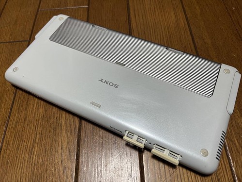 SONY VAIO type P VGN-P70H White RAM 2GB Intel Atom Z520 1.33 GHz Working - Picture 19 of 24