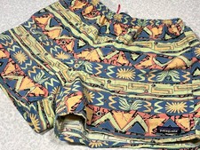 Patagonia Men  s Baggies Shorts Size M Multicolor NetPlus Shells Swim Trunks