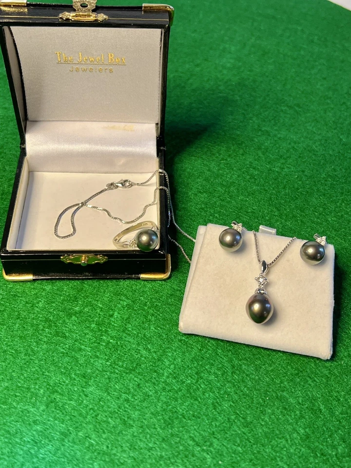 Tahitian Pearl & Diamond Ring w/ Earring Pendent Set - 14k Gold necklace Set - Image 2 of 4