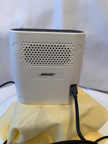 Bose SoundLink Color Portable Bluetooth Speaker (White) - Nice Condition! - Picture 2 of 2
