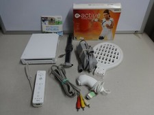 TESTED White Wii Console System 2 Controller Cables 2 Wii Games Sports Active 43